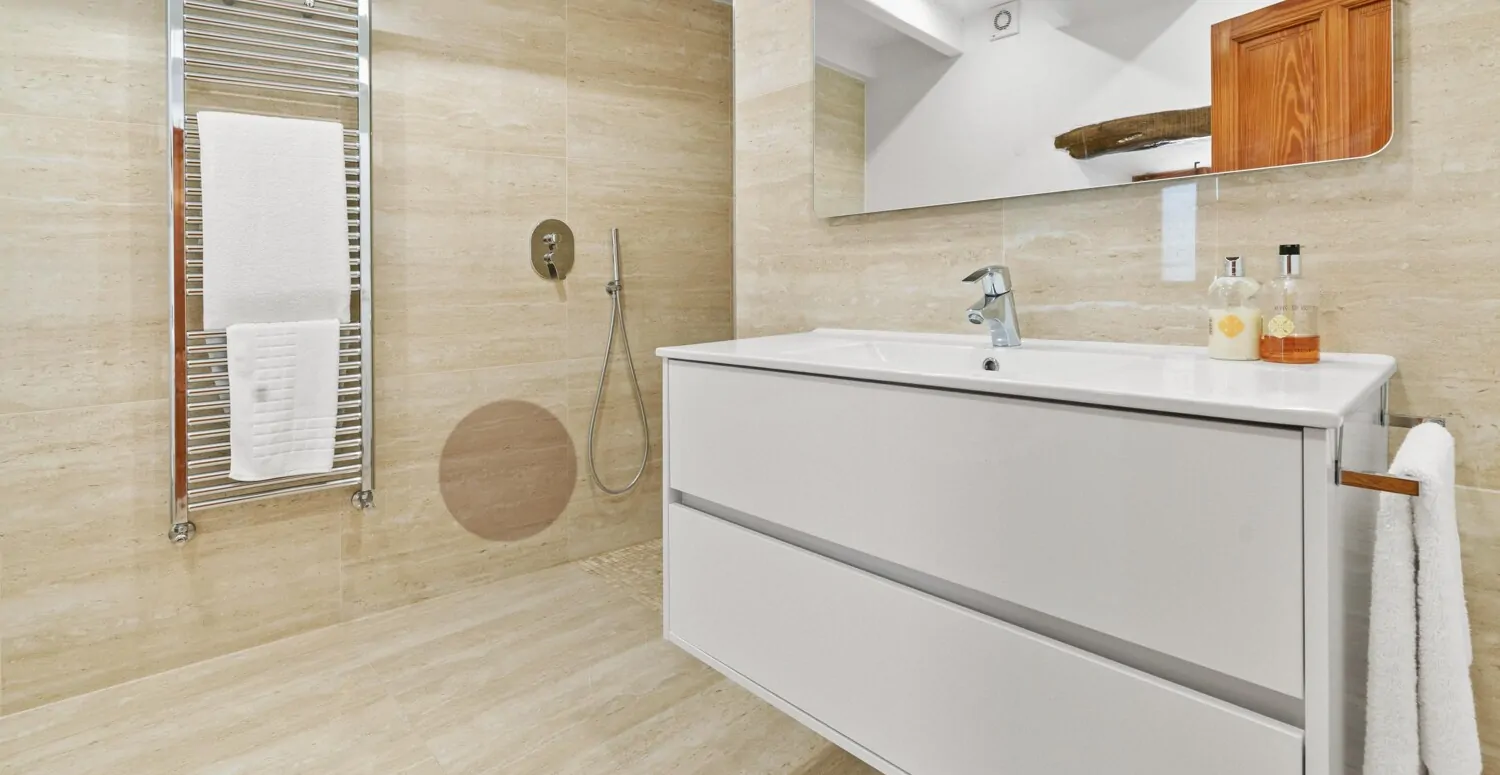 Renoviertes-Stadthaus-in-Pollensa