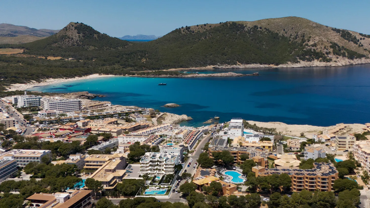 Luxury-housing-in-Cala-Lliteres-Cala-Ratjada