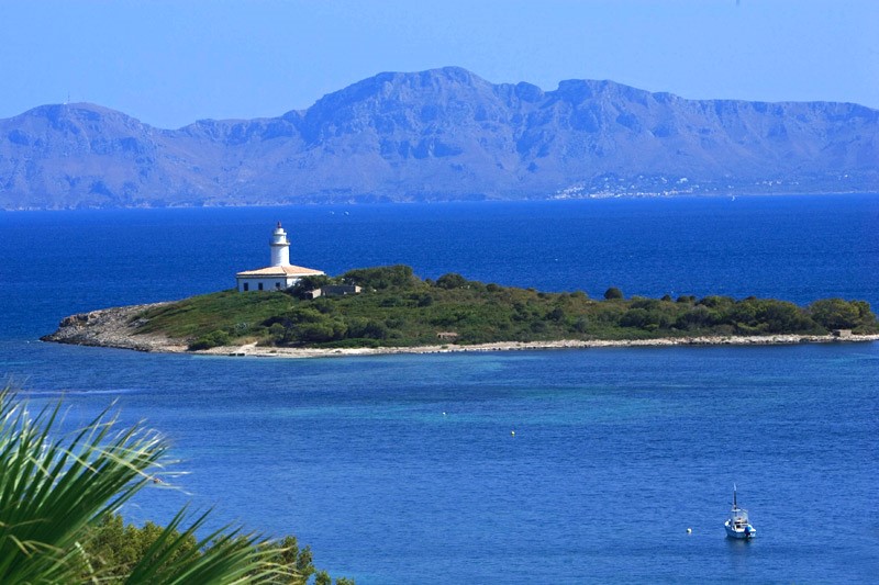 Villa-mit-exklusiven-Blick-in-Alcanada