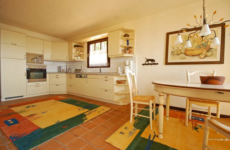 Villa-with-exclusive-views-in-Alcanada