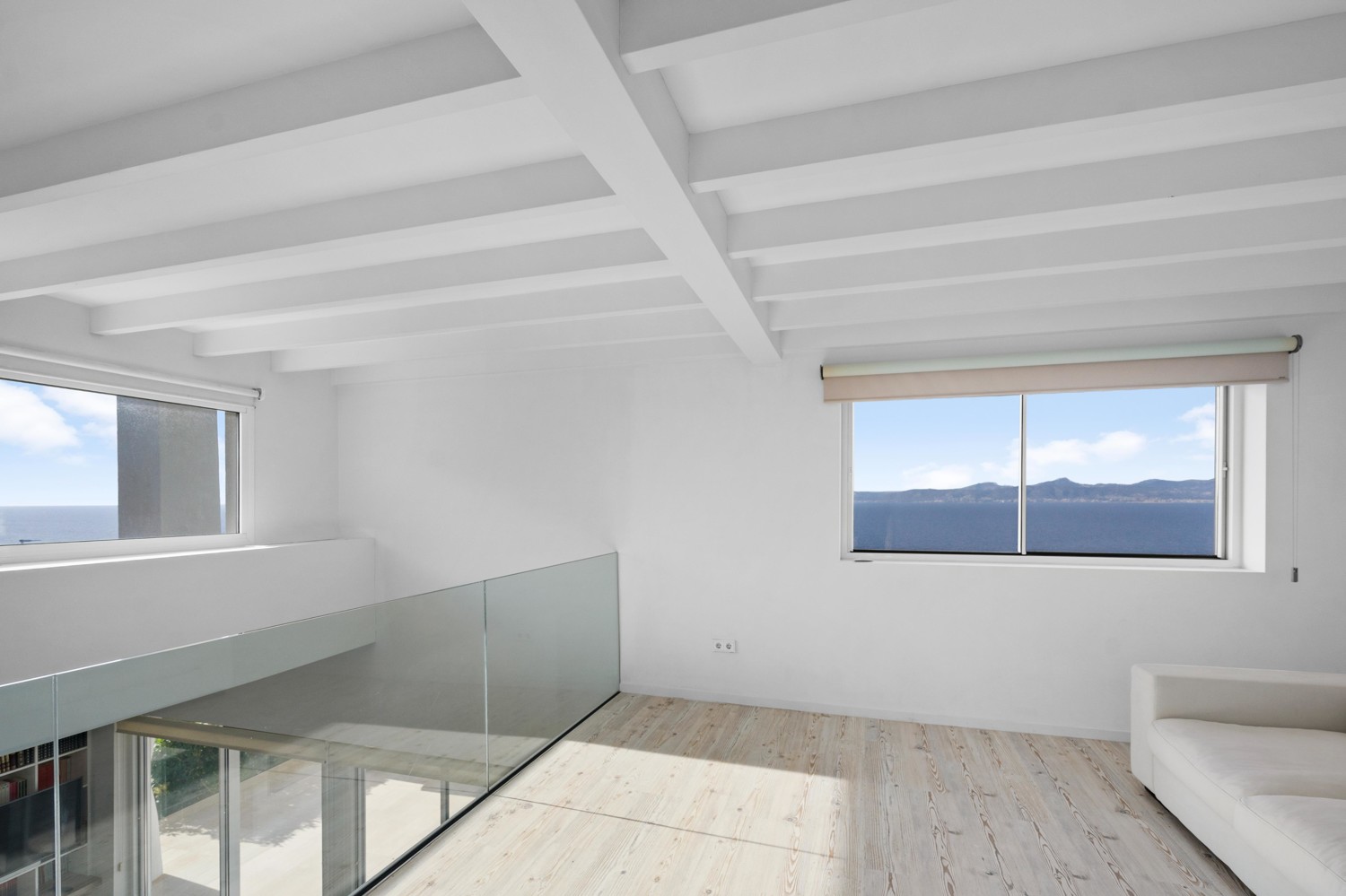 Villa-mit-Meerblick-Bahia-Azul-Llucmajor