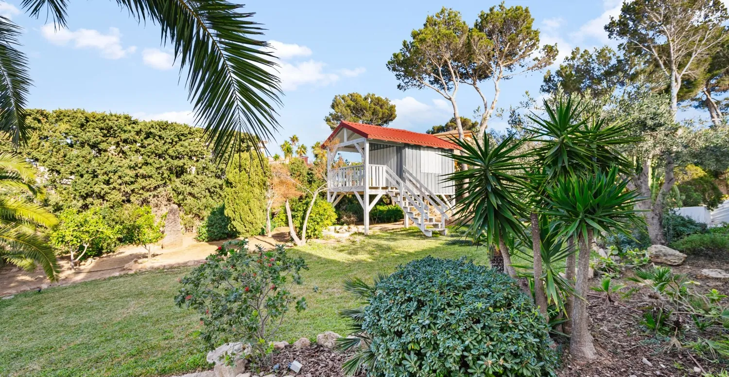 Villa-mit-Meerblick-Bahia-Azul-Llucmajor