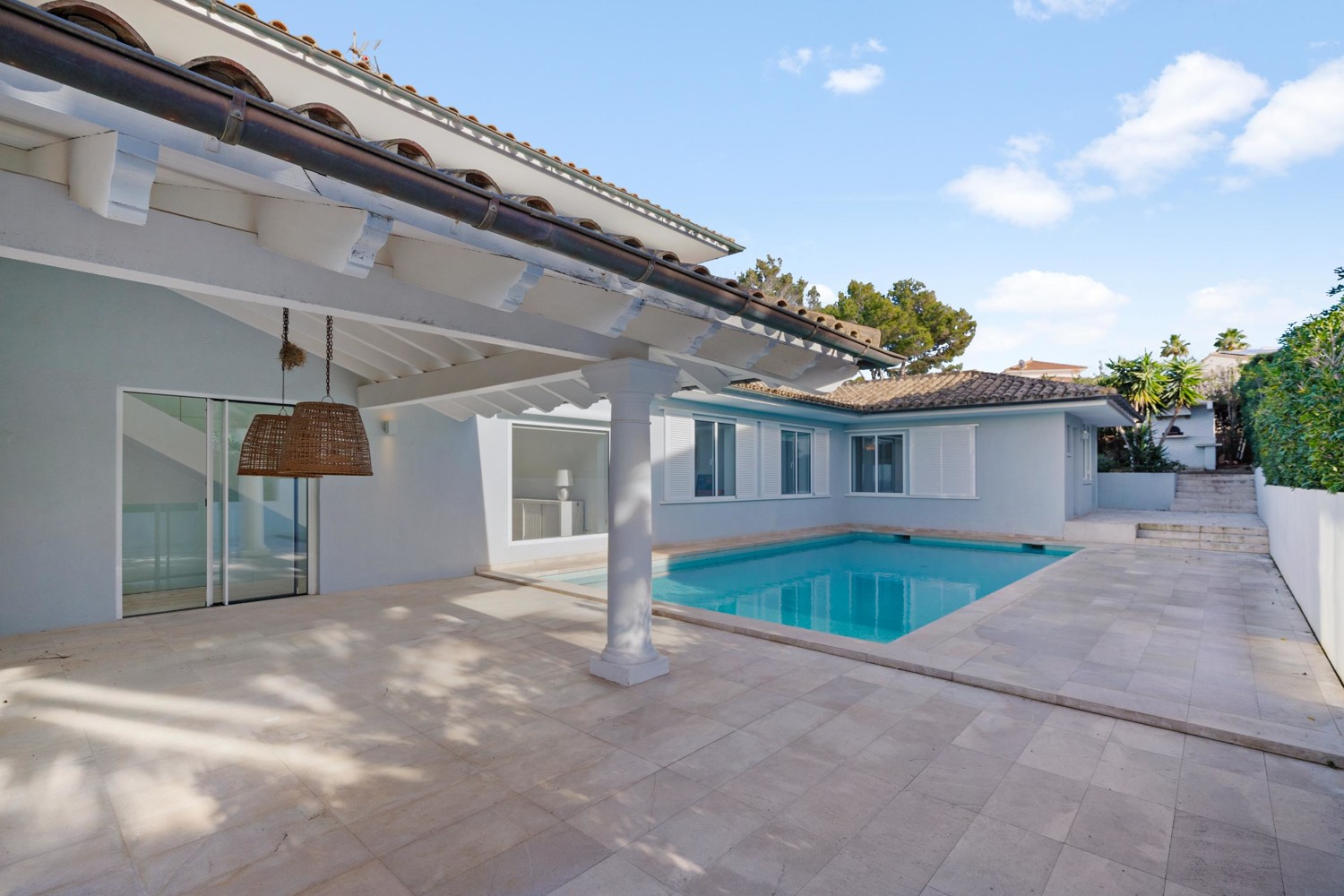 Villa-mit-Meerblick-Bahia-Azul-Llucmajor