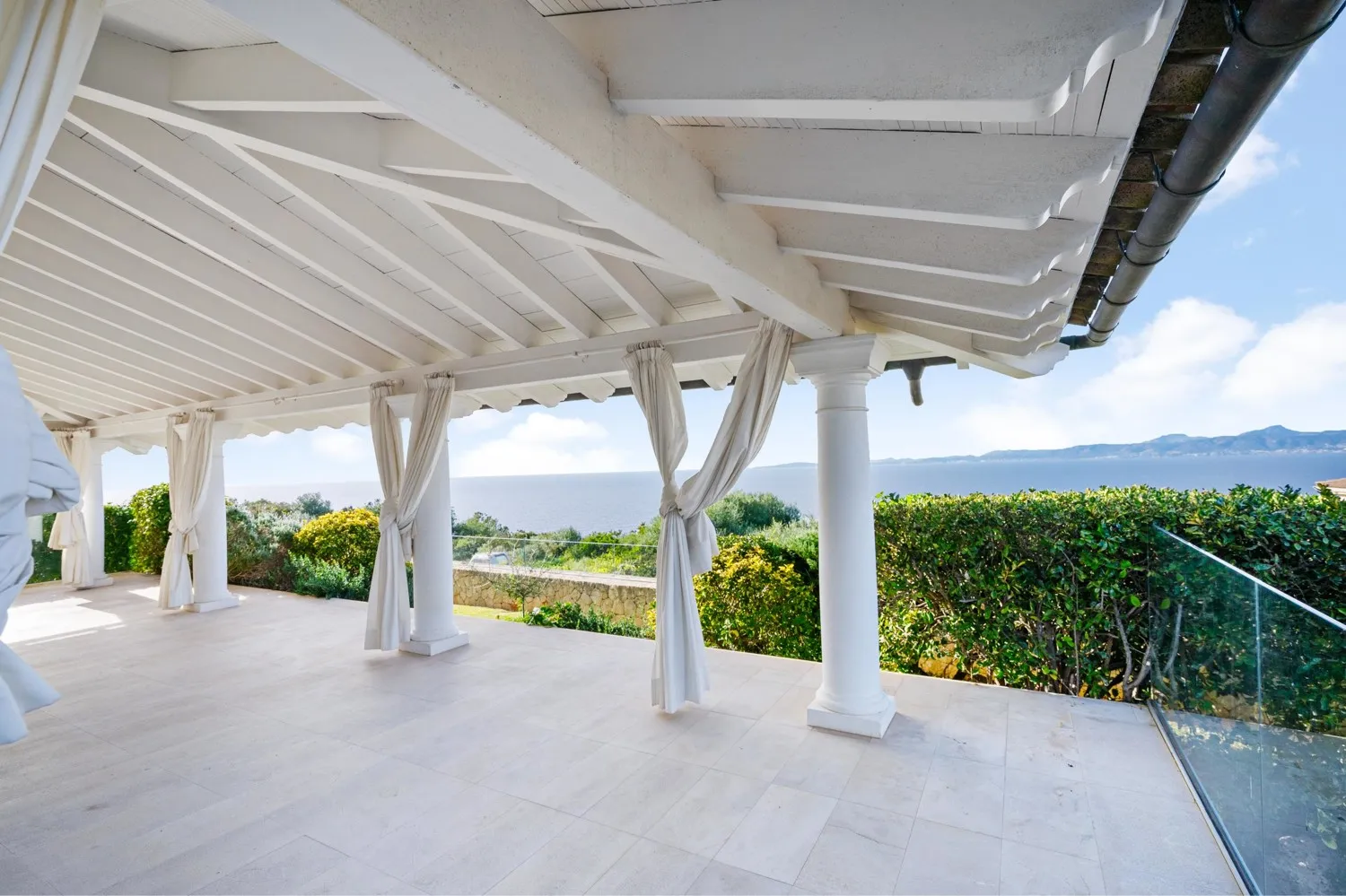 Villa-with-sea-views-Bahia-Azul-Llucmajor
