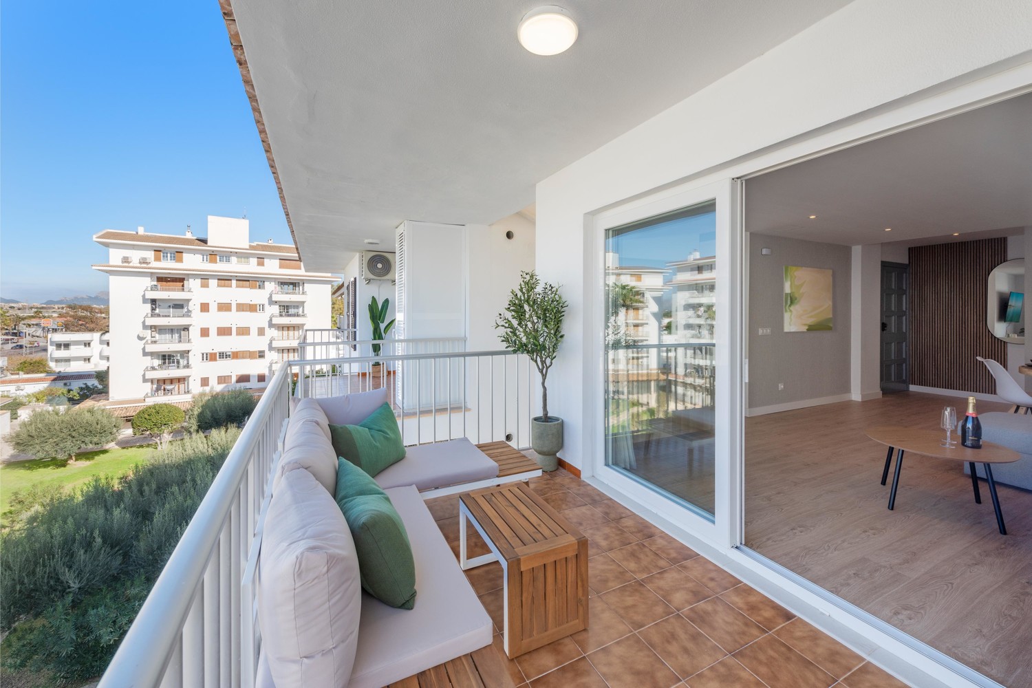 Moderne-Wohnung-am-Meer-in-Port-of-Alcudia