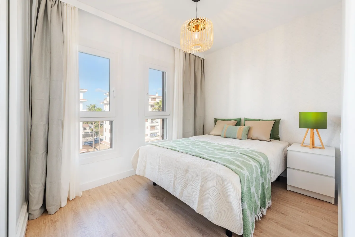 Modern-apartment-near-the-sea-in-Port-of-Alcudia