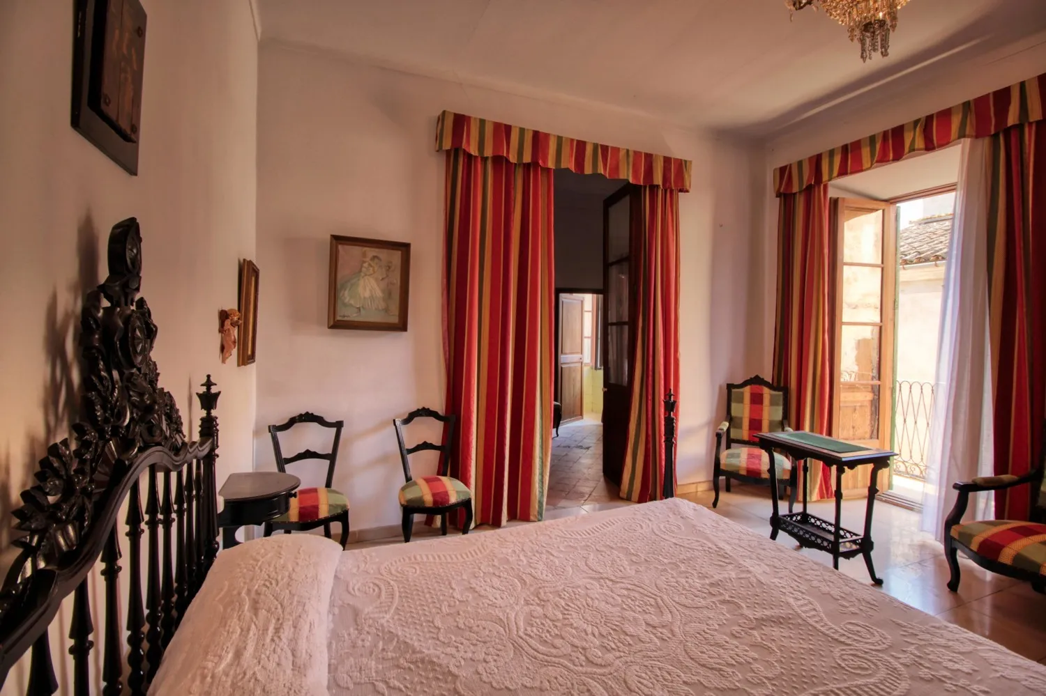 Town-House-in-Manacor