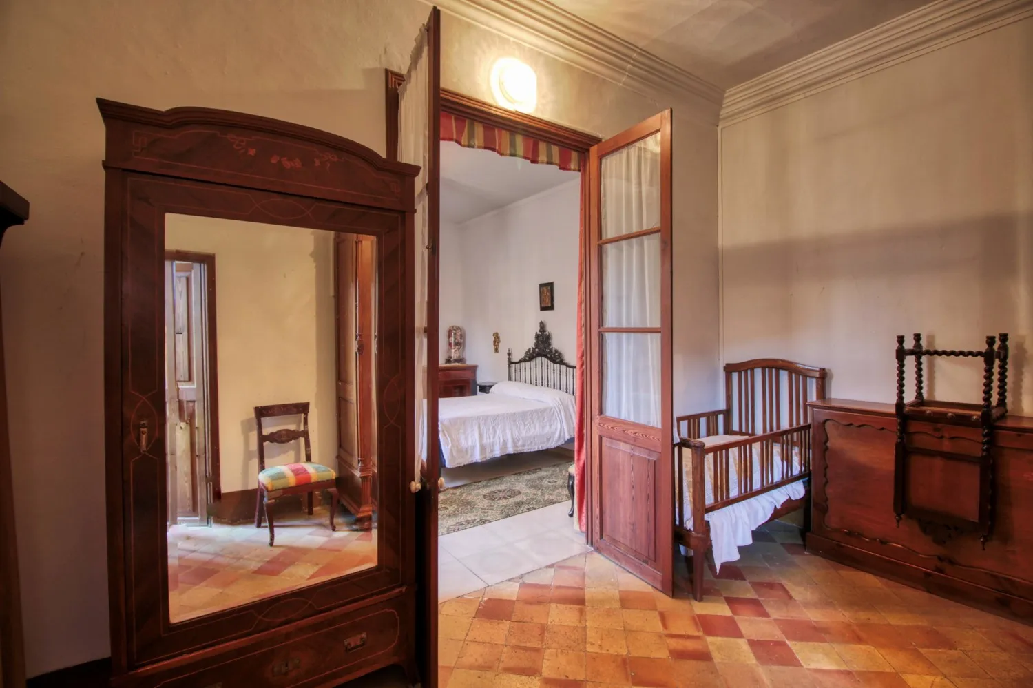 Town-House-in-Manacor