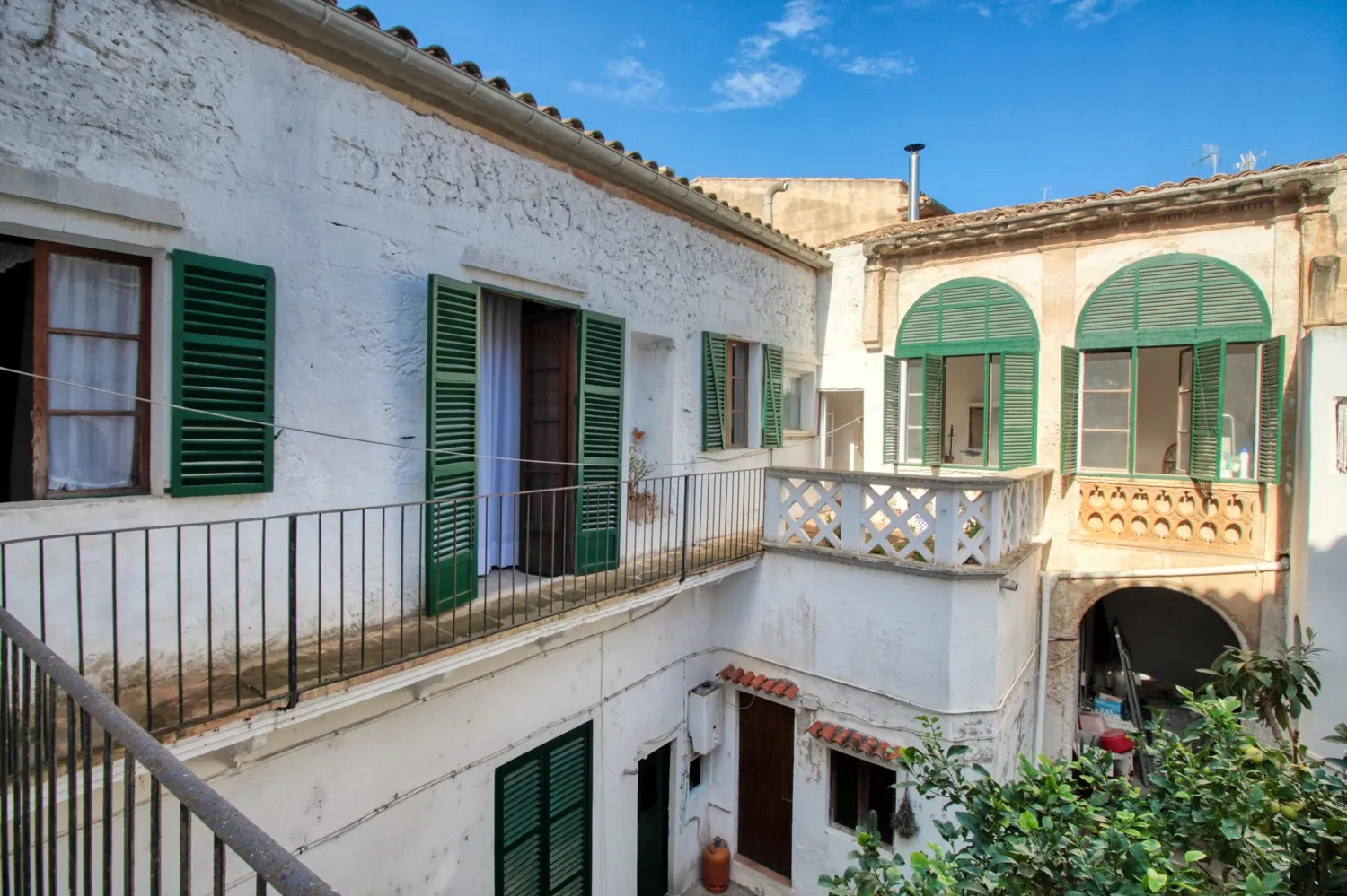 Town-House-in-Manacor