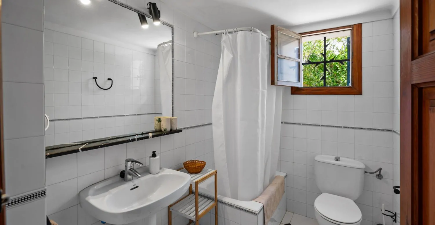 Villa-am-Meer-in-Alcanada-Alcudia