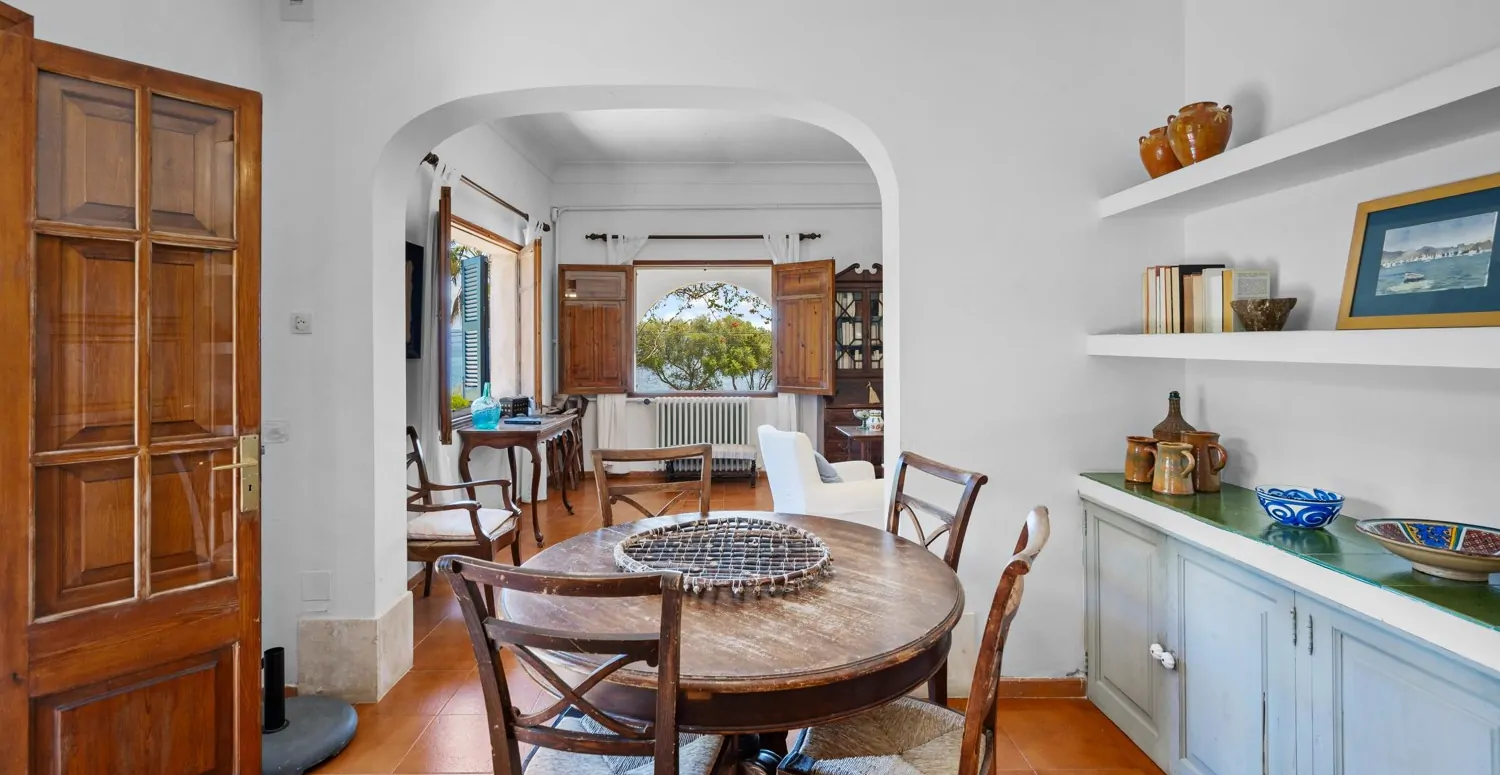 Villa-am-Meer-in-Alcanada-Alcudia