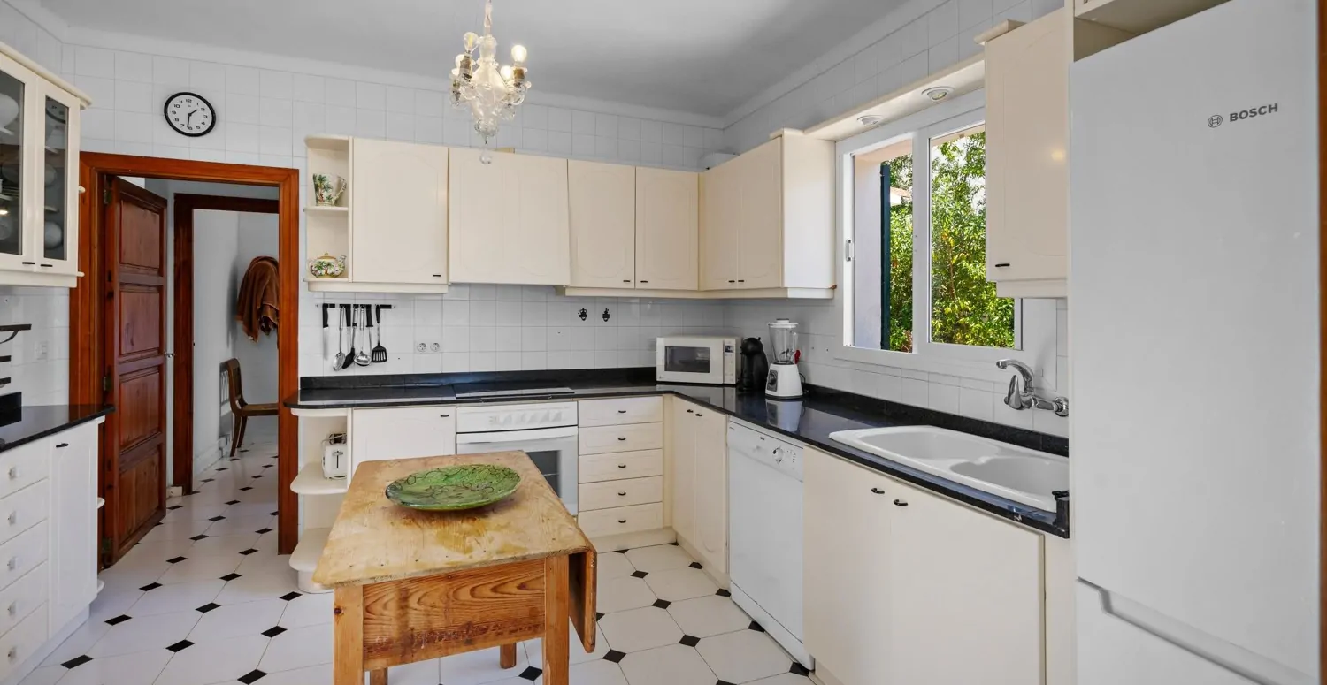 Villa-am-Meer-in-Alcanada-Alcudia