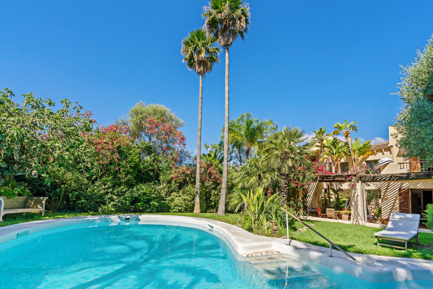 Villa-mit-Pool-und-Meerblick-in-Bonaire