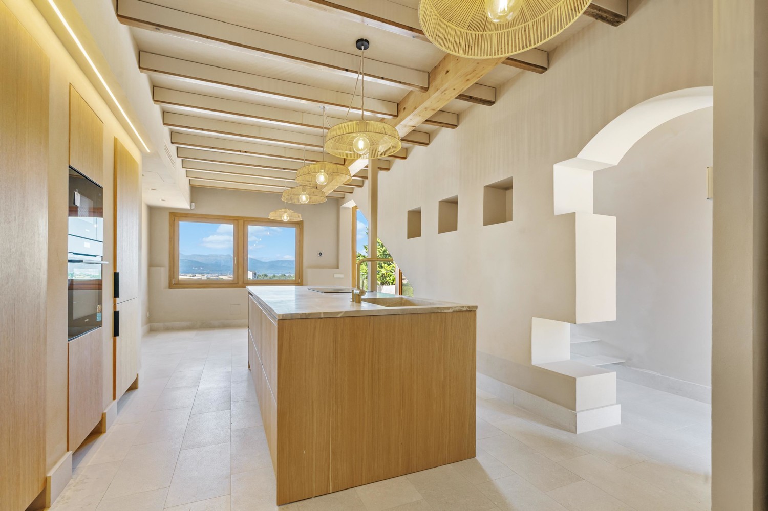 Haus-mit-Pool-und-Garten-in-Muro-Mallorca