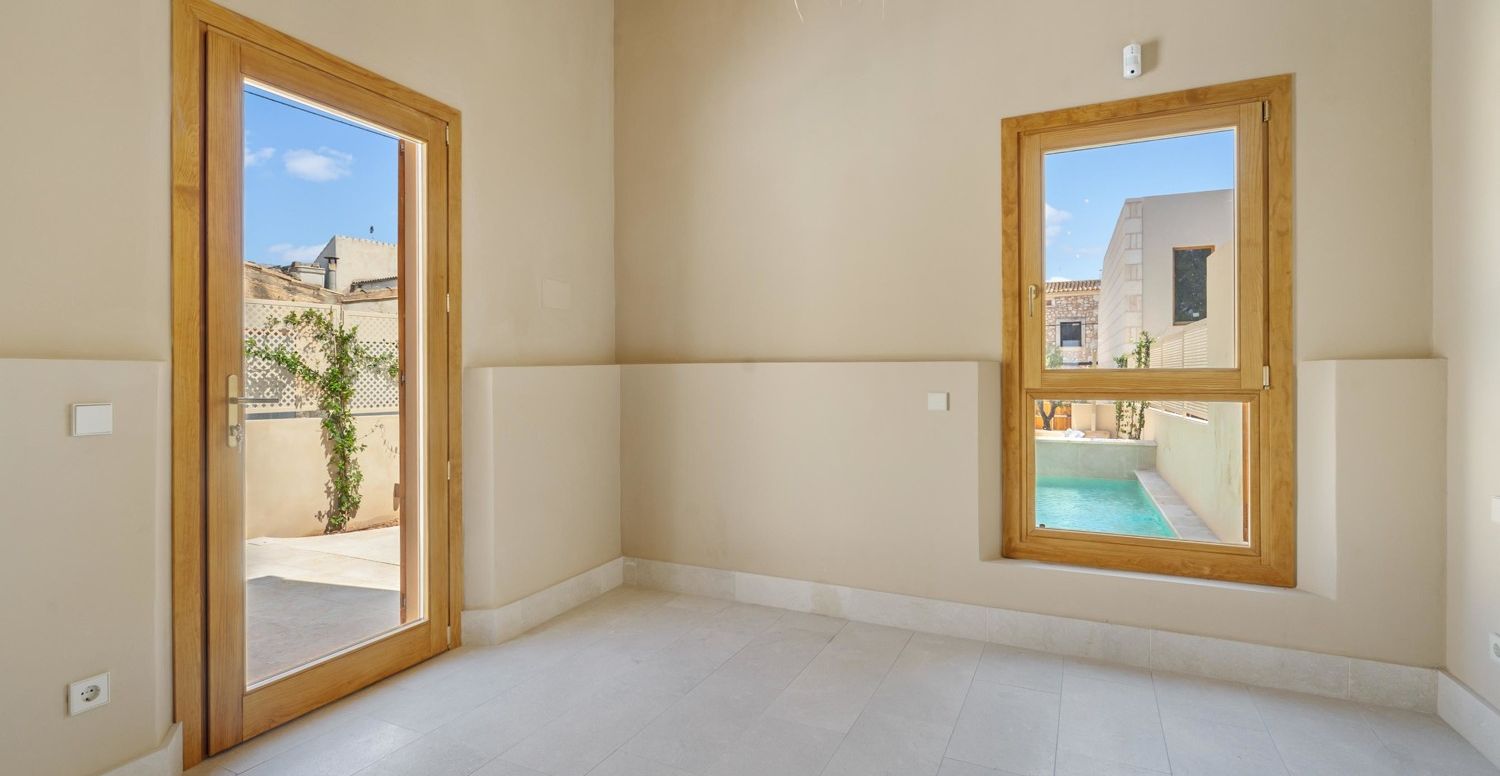 Haus-mit-Pool-und-Garten-in-Muro-Mallorca