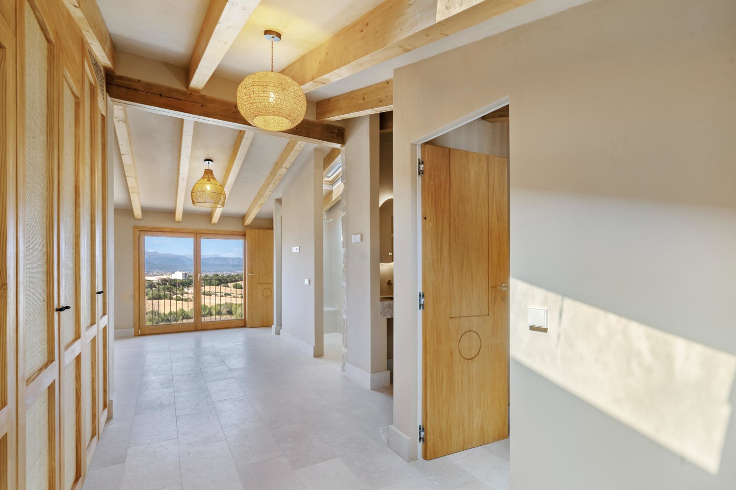 Haus-mit-Pool-und-Garten-in-Muro-Mallorca