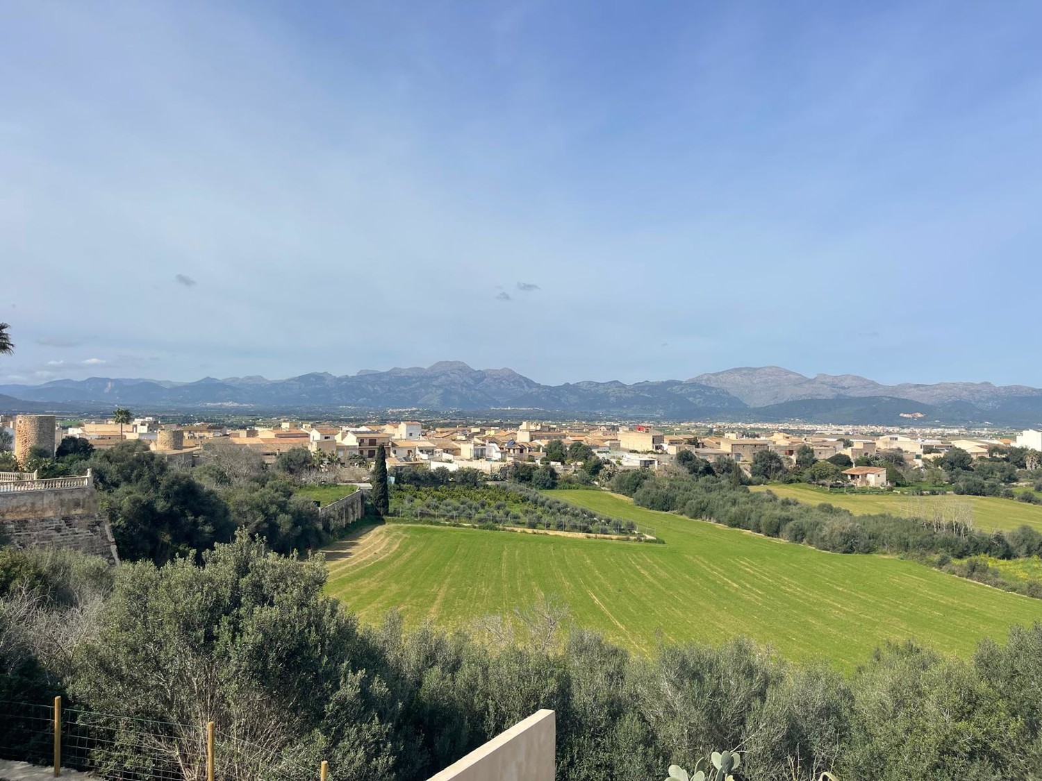Haus-mit-Pool-und-Garten-in-Muro-Mallorca