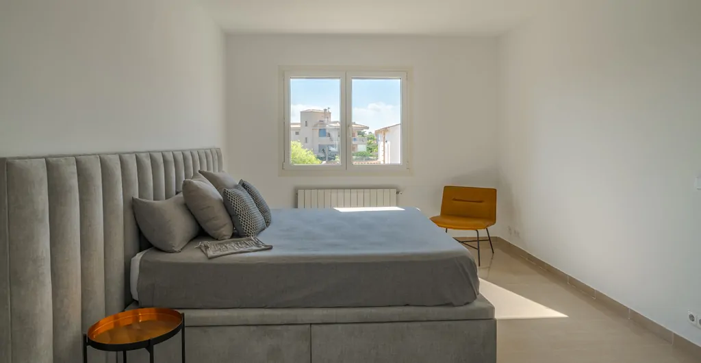 Moderne-villa-am-meer-in-Portocolom