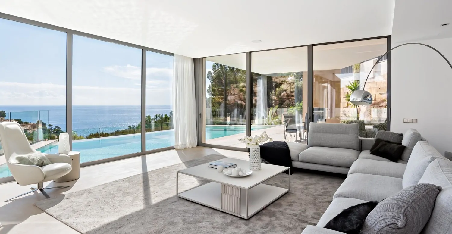 Moderne-Villa-in-Canyamel