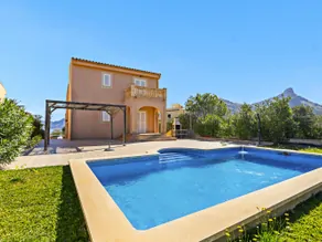 Chalet-con-licencia-vacacional-cerca-del-mar-en-Colonia-Sant-Pere