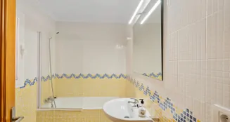 von_poll_real_estate_property_ES255251_image_18