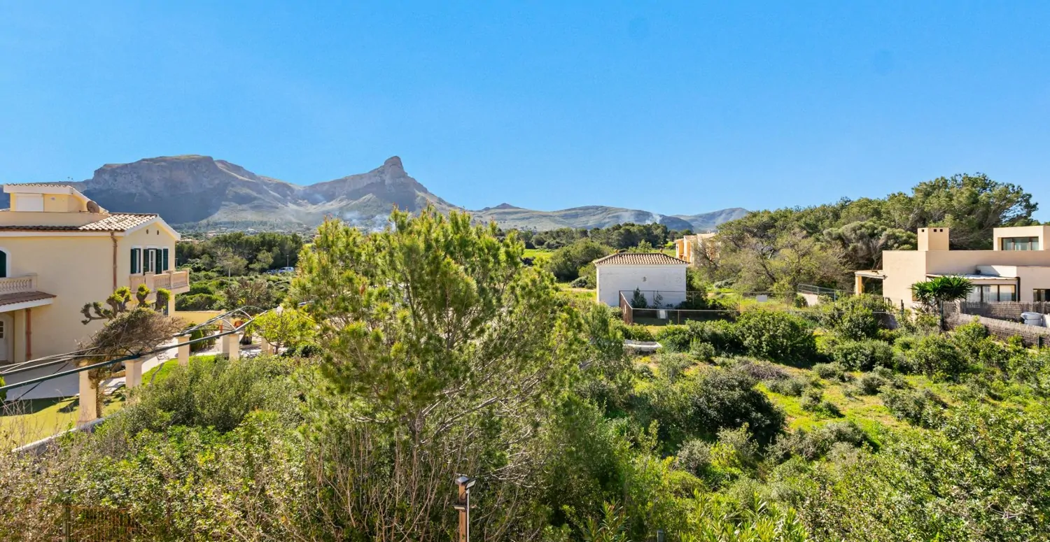 Villa-mit-Urlaubs-Lizenz-am-Meer-in-Colonia-Sant-Pere