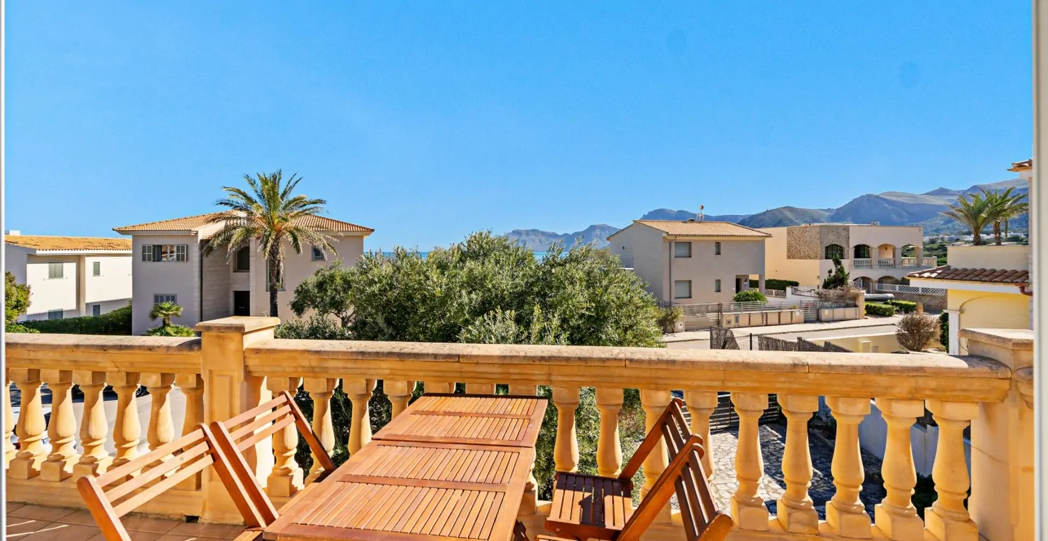 Villa-mit-Urlaubs-Lizenz-am-Meer-in-Colonia-Sant-Pere