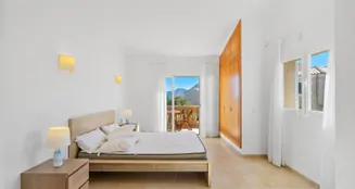 von_poll_real_estate_property_ES255251_image_9