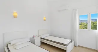 von_poll_real_estate_property_ES255251_image_17