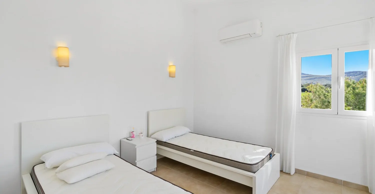 Villa-mit-Urlaubs-Lizenz-am-Meer-in-Colonia-Sant-Pere