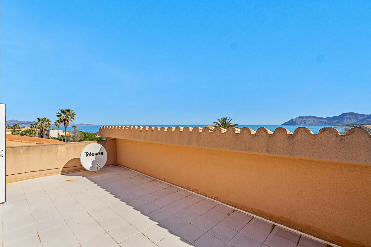 Villa-with-vacation-license-near-the-sea-in-Cologne-Sant-Pere