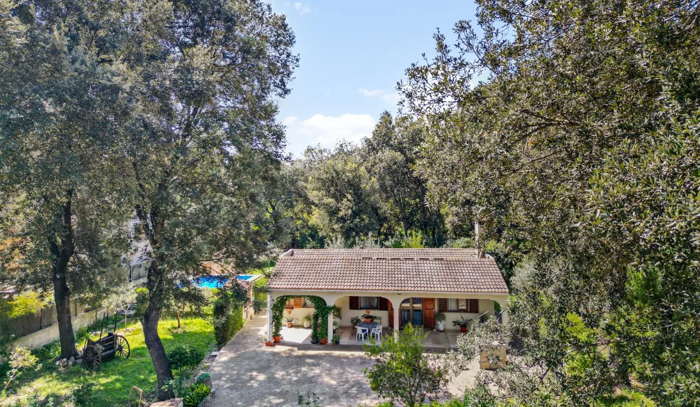 Schöne-Finca-mit-Pool-in-Crestatx