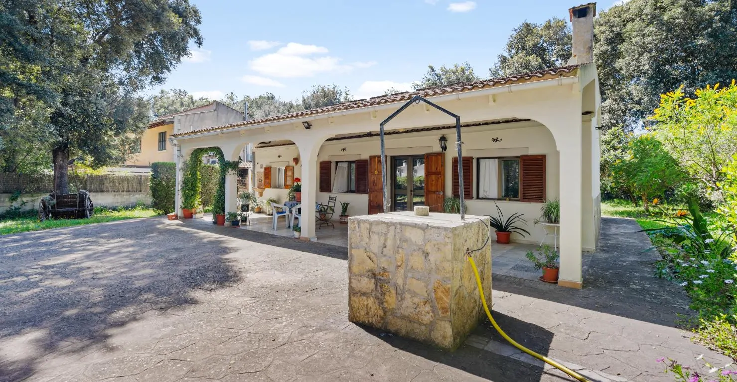 Schöne-Finca-mit-Pool-in-Crestatx