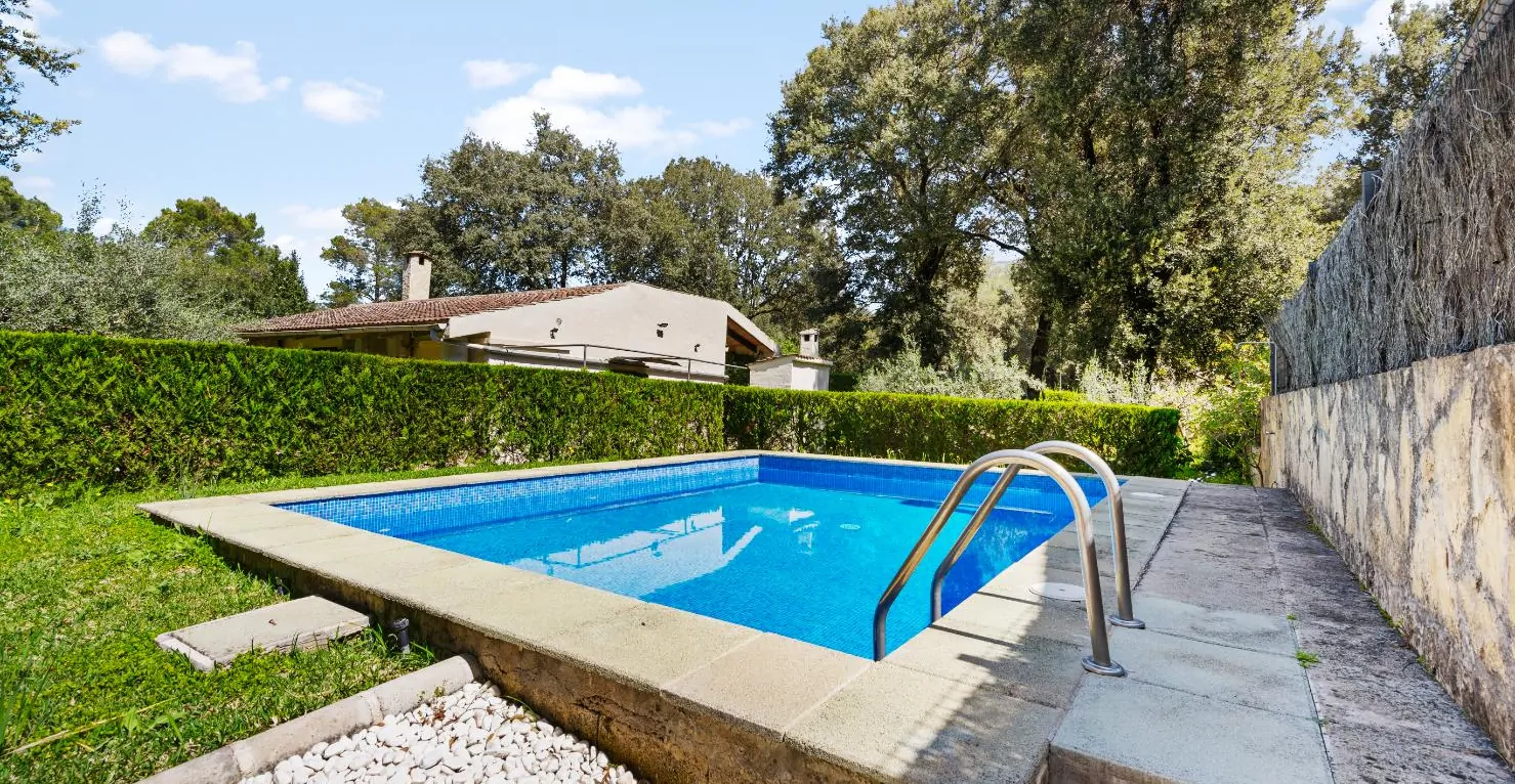 Schöne-Finca-mit-Pool-in-Crestatx