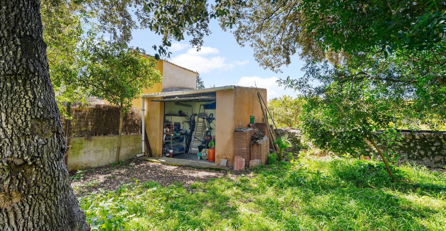 Schöne-Finca-mit-Pool-in-Crestatx