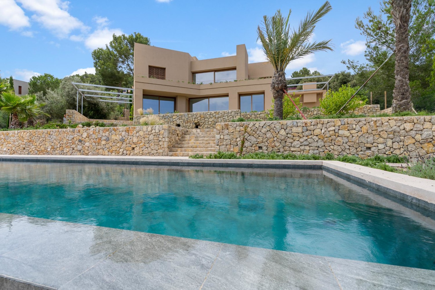 Neu-Villa-im-Golf-von-Pollensa