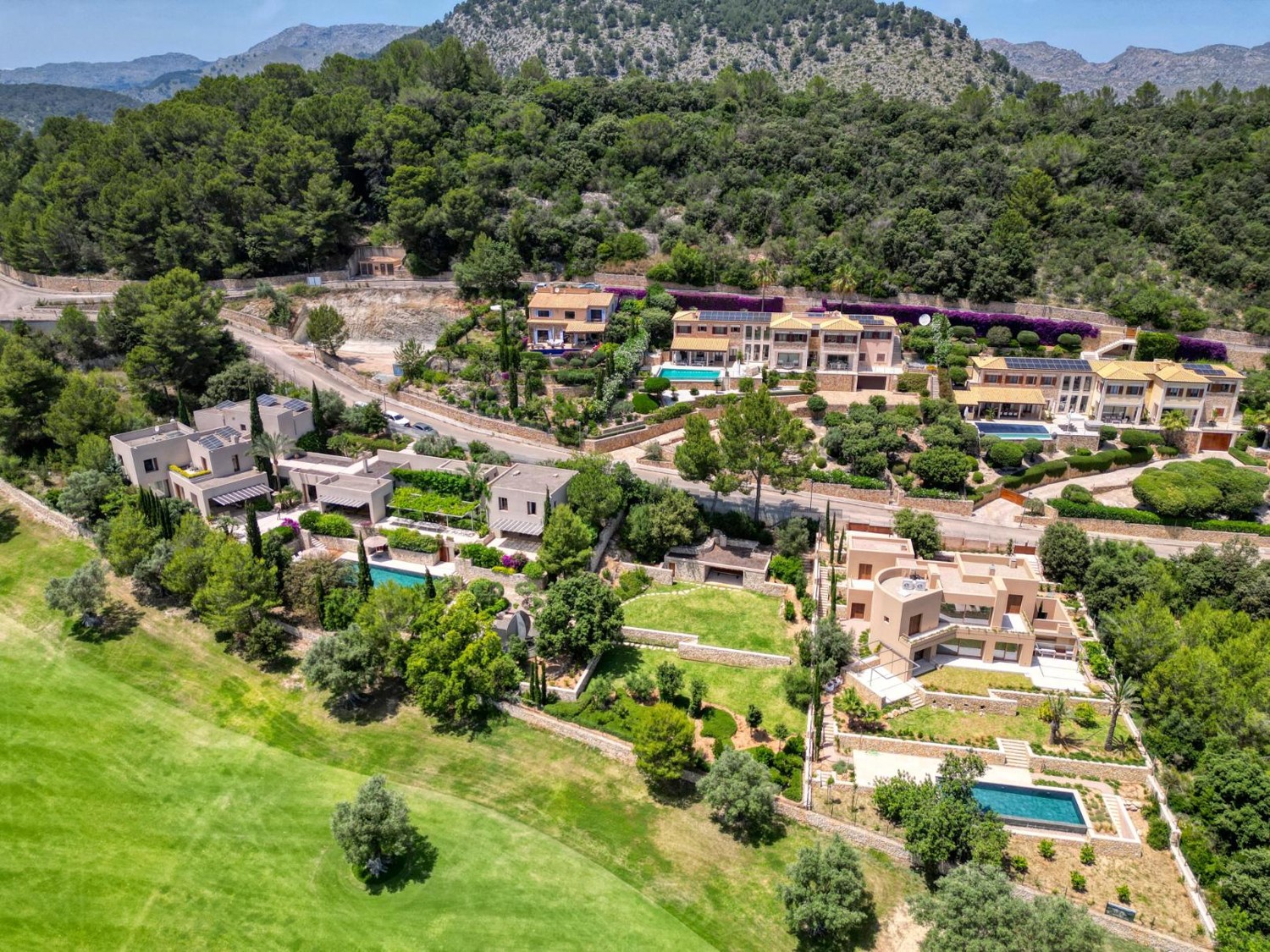 Neu-Villa-im-Golf-von-Pollensa