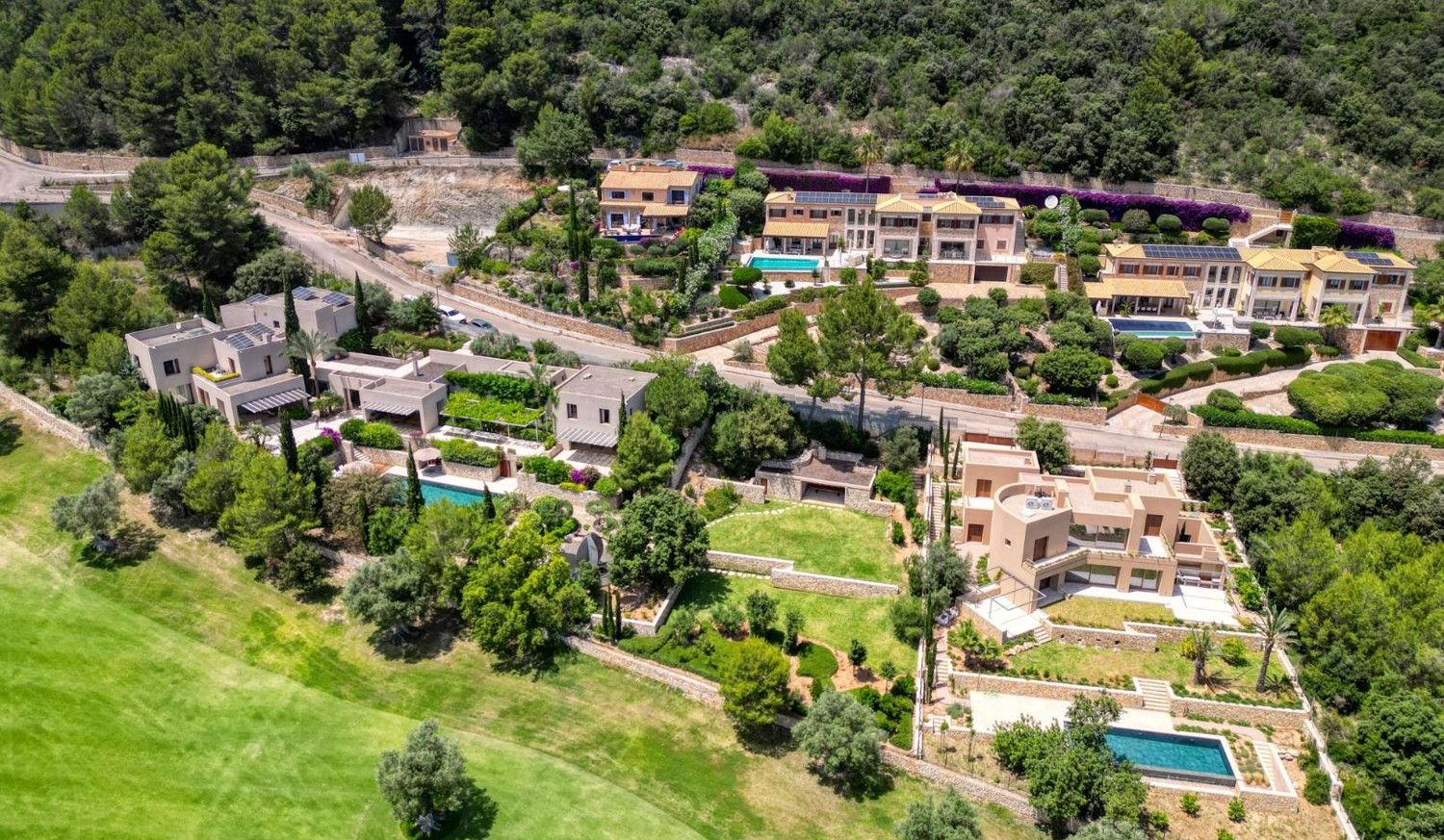 Neu-Villa-im-Golf-von-Pollensa