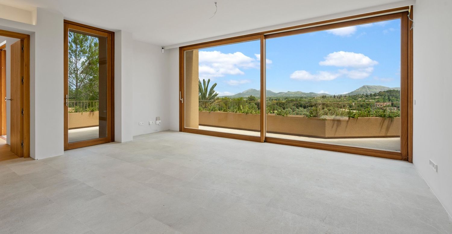 Neu-Villa-im-Golf-von-Pollensa