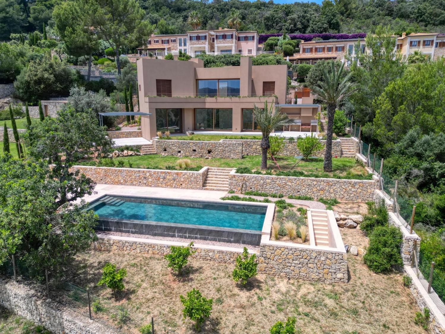 Neu-Villa-im-Golf-von-Pollensa