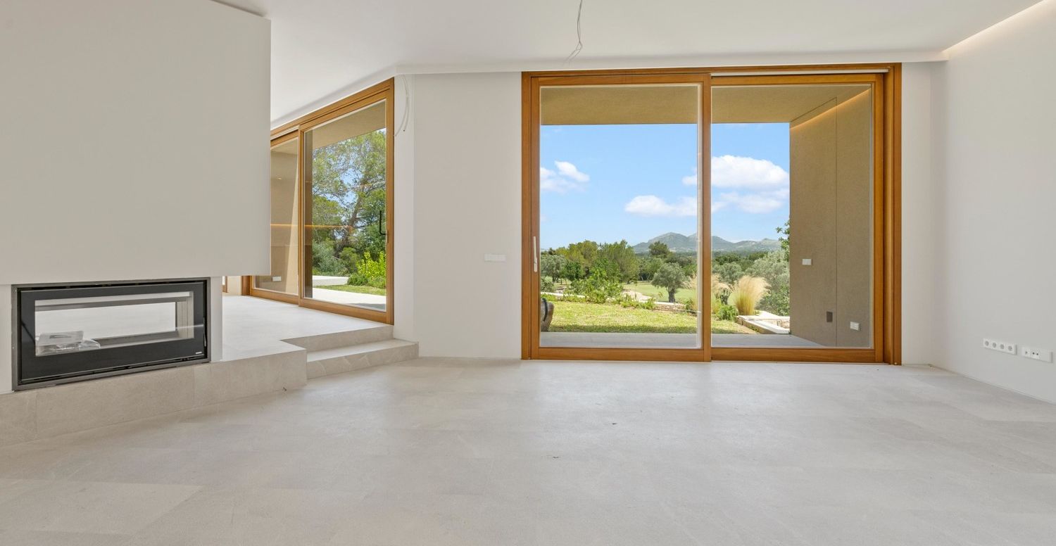 Neu-Villa-im-Golf-von-Pollensa