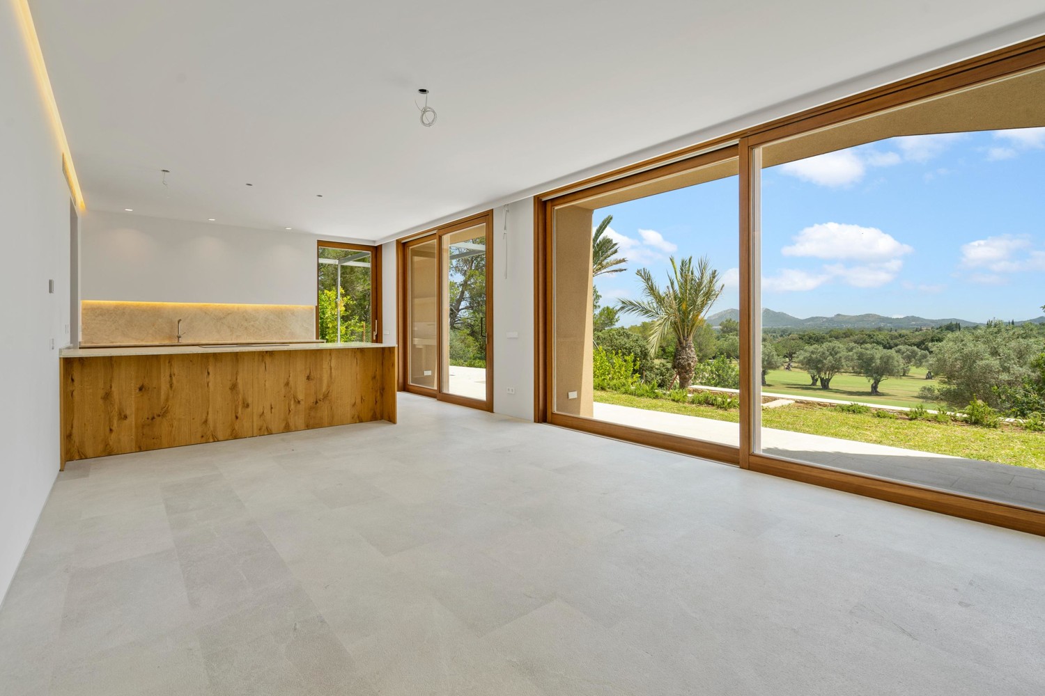 Neu-Villa-im-Golf-von-Pollensa