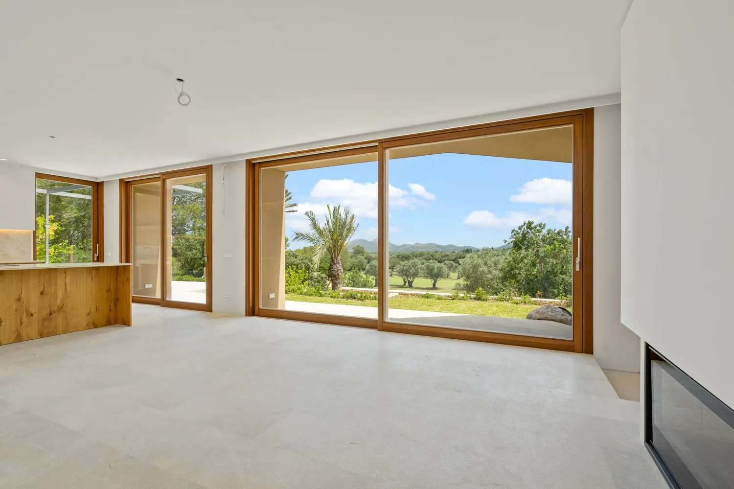 Neu-Villa-im-Golf-von-Pollensa