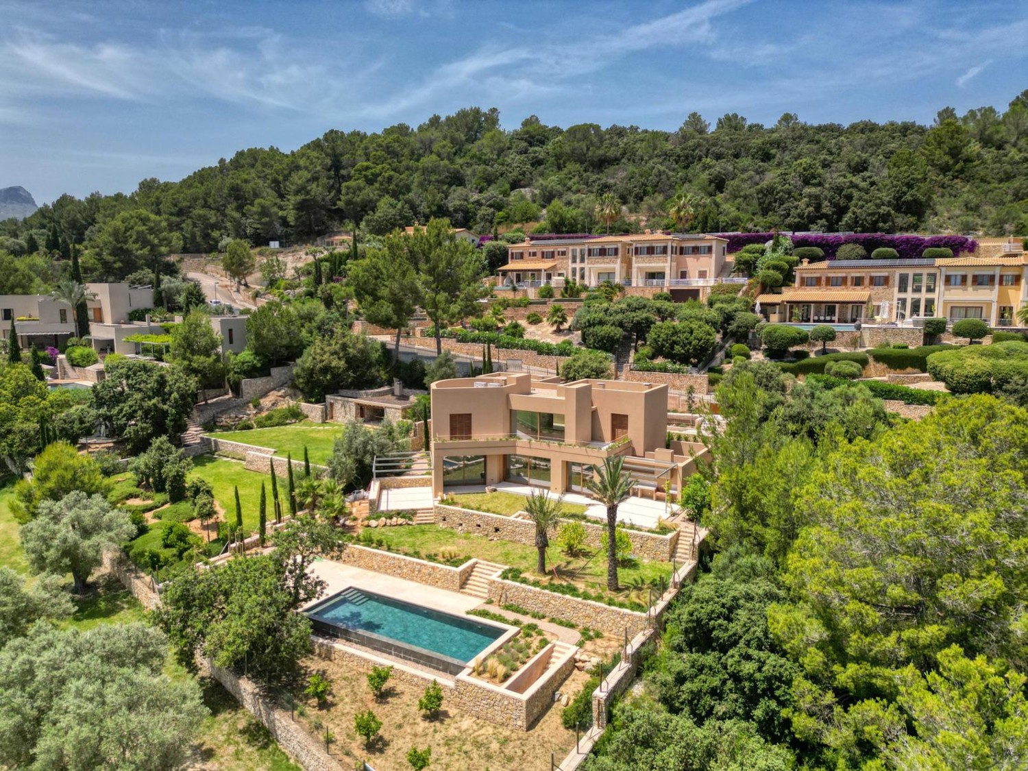 Neu-Villa-im-Golf-von-Pollensa