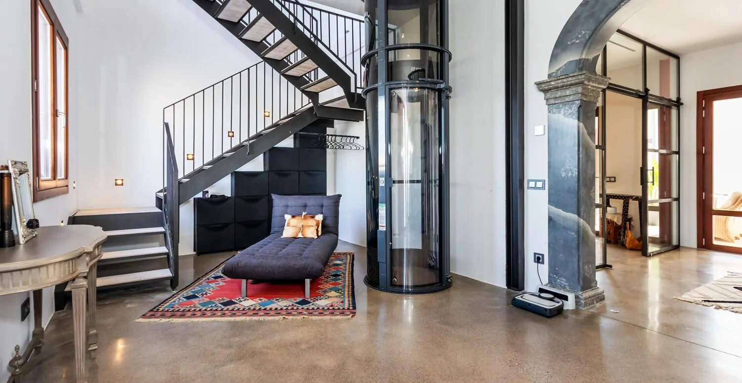 Stadthaus-mit-Privatsphäre-und-fantastischer-Aussicht-in-Muro