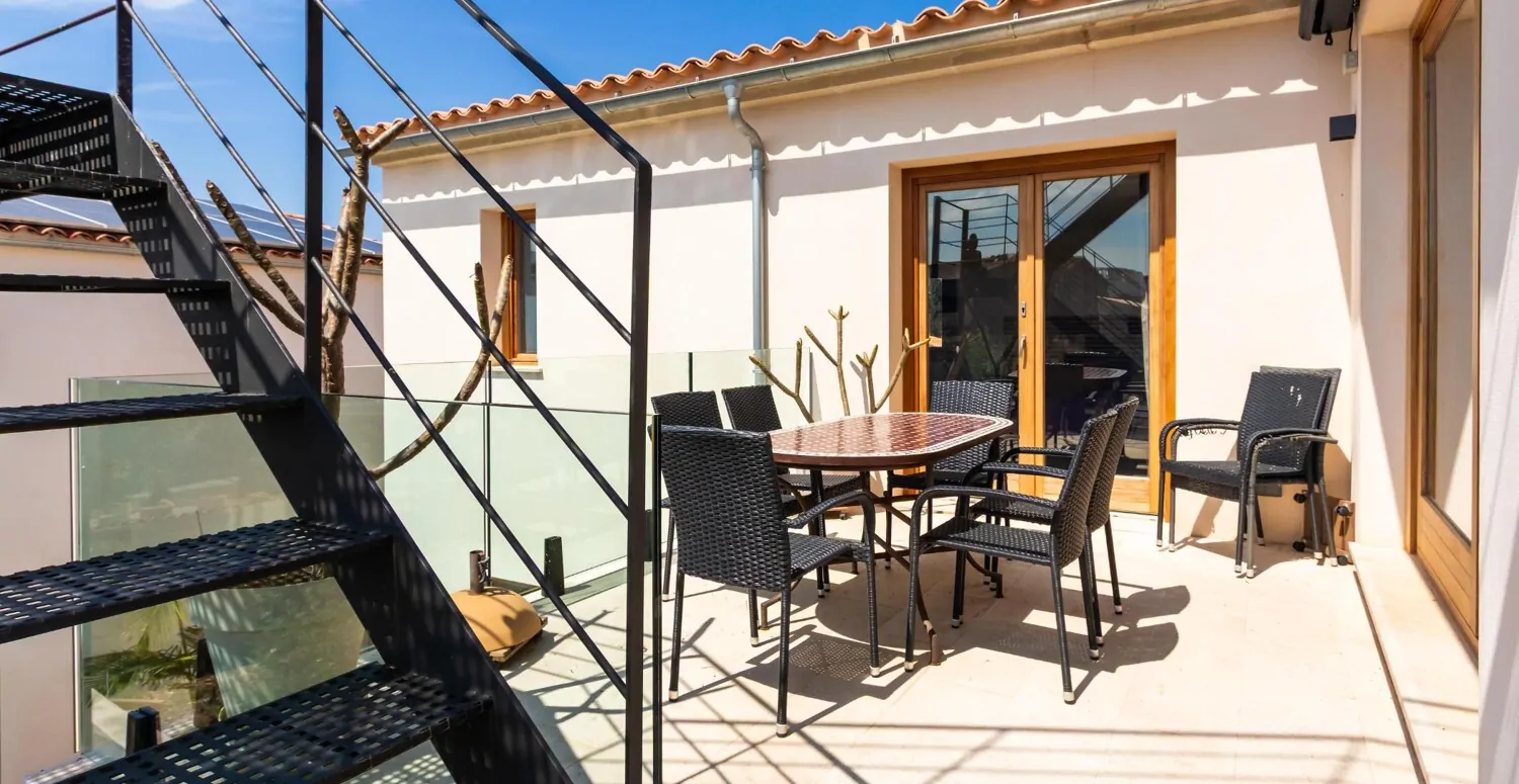 Stadthaus-mit-Privatsphäre-und-fantastischer-Aussicht-in-Muro