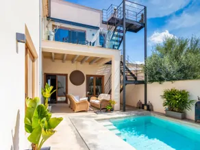 Casa-de-pueblo-con-privacidad-y-fantásticas-vistas-en-Muro