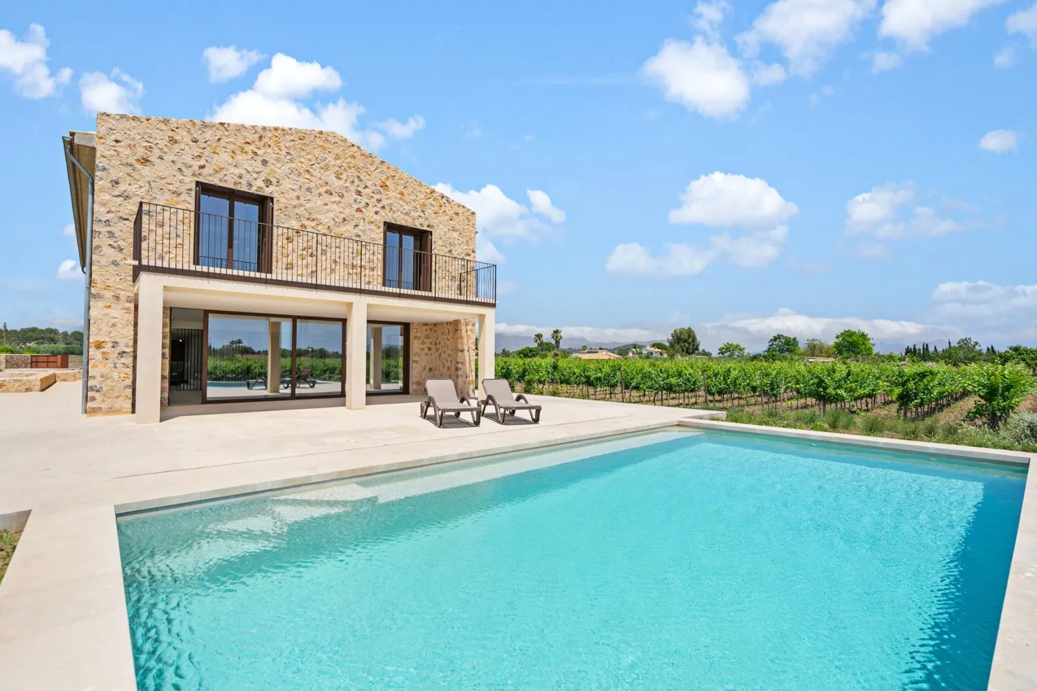 New-finca-in-Alcudia