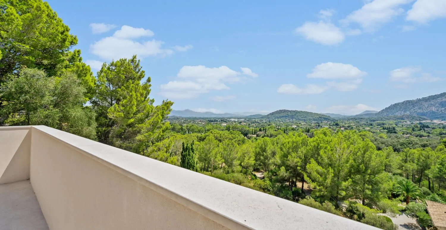 Luxuriöse-Villa-mit-Meerblick in-Pollensa