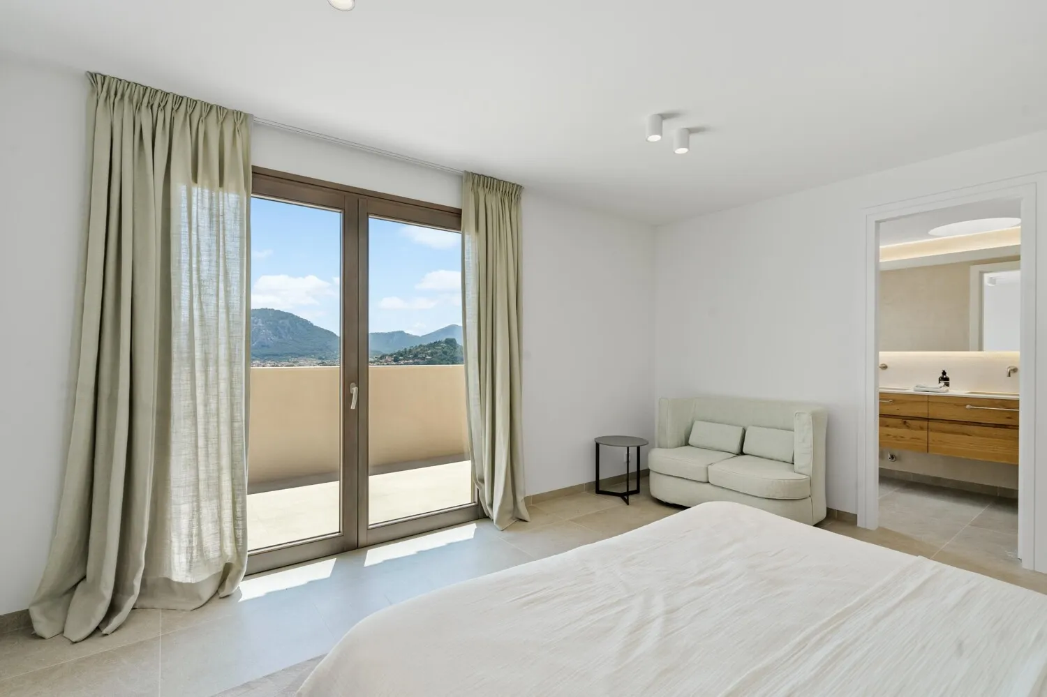 Luxuriöse-Villa-mit-Meerblick in-Pollensa